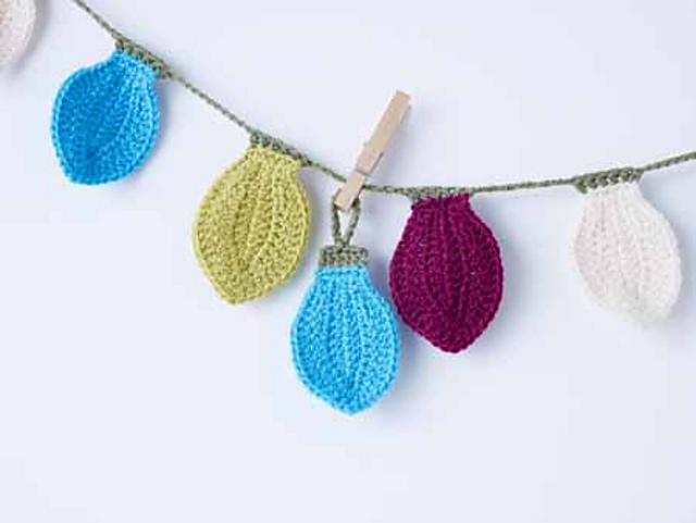 Holiday Lights Garland
