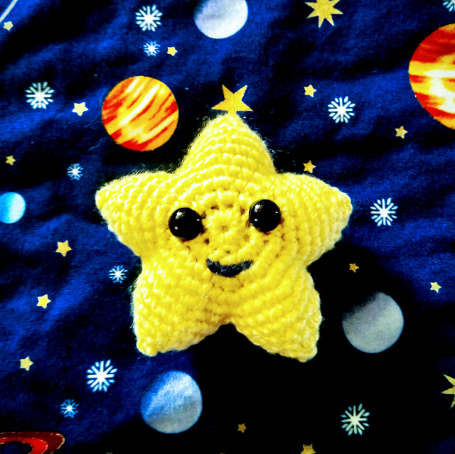 Tiny Twinkle Star Amigurumi