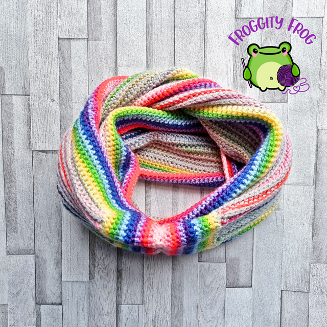The Bicolour Rainbow Cowl