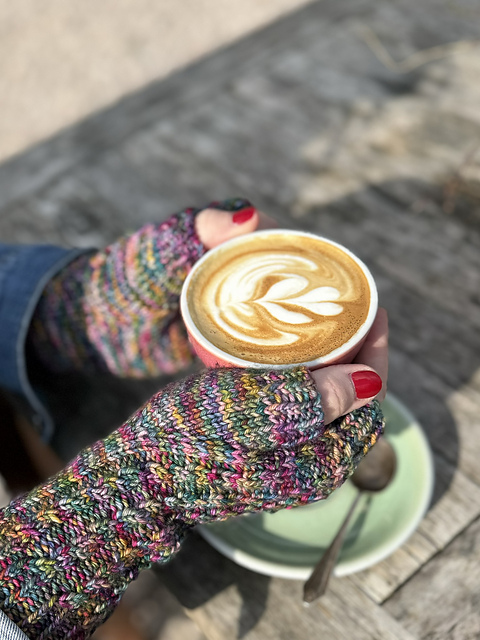 Bloomin' Lovely Fingerless Mittens