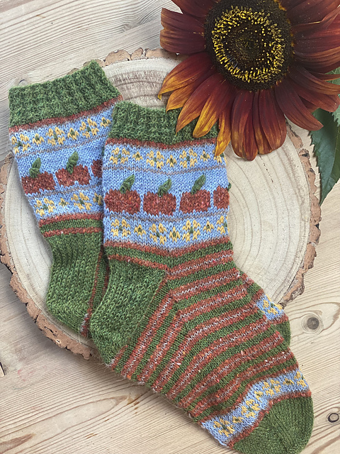 Hello Pumpkin Socks