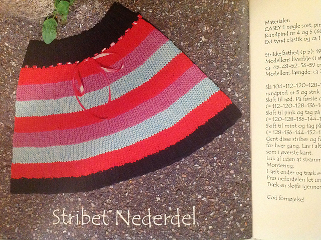 Stribet nederdel