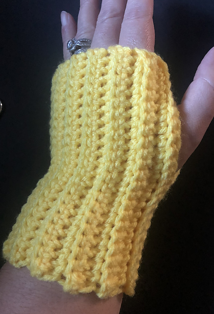 Ribbed Wristlet and Washcloth