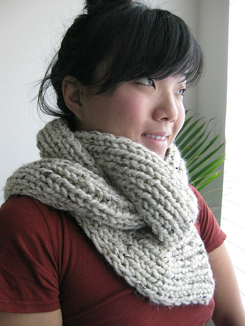 Chunky Braided Cowl