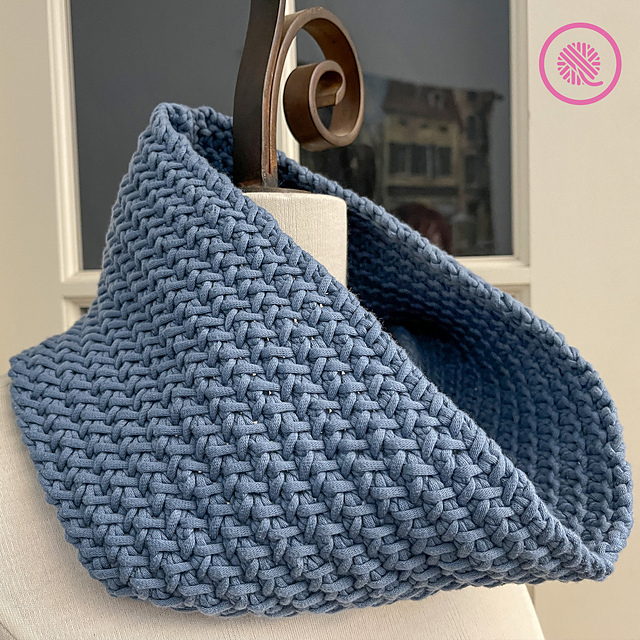 Herringbone Cowl