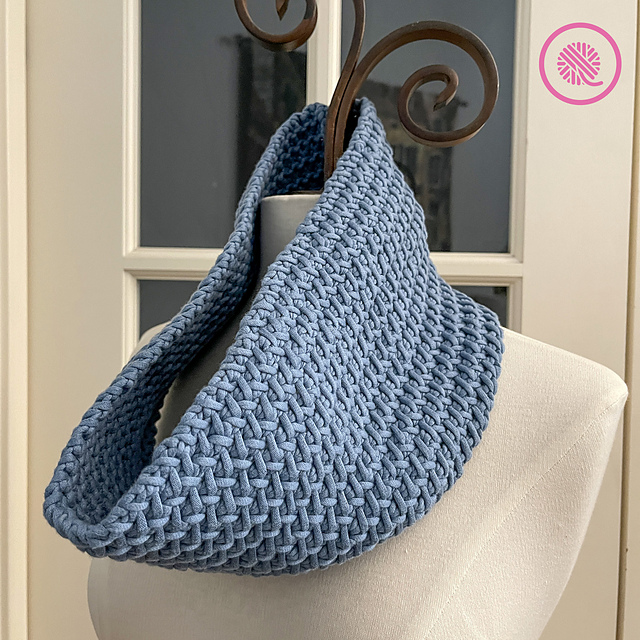 Herringbone Cowl