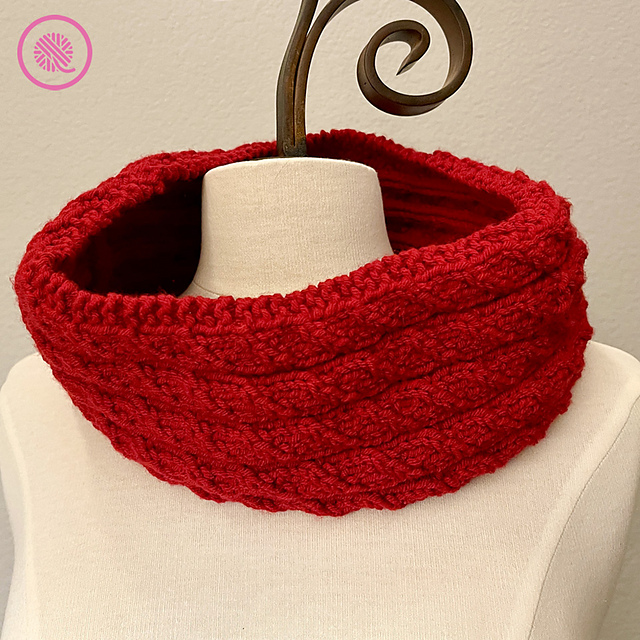 Licorice Cowl