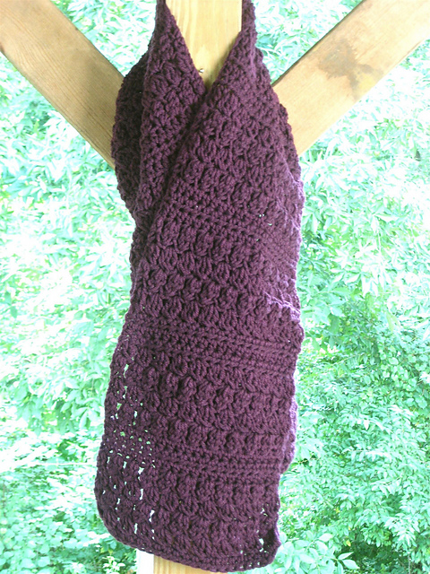 Grapes a Plenty Scarf