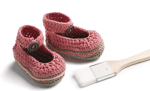 80-01b Shoes