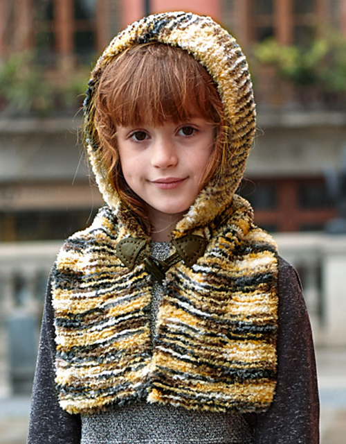 79-45 Hooded Scarf