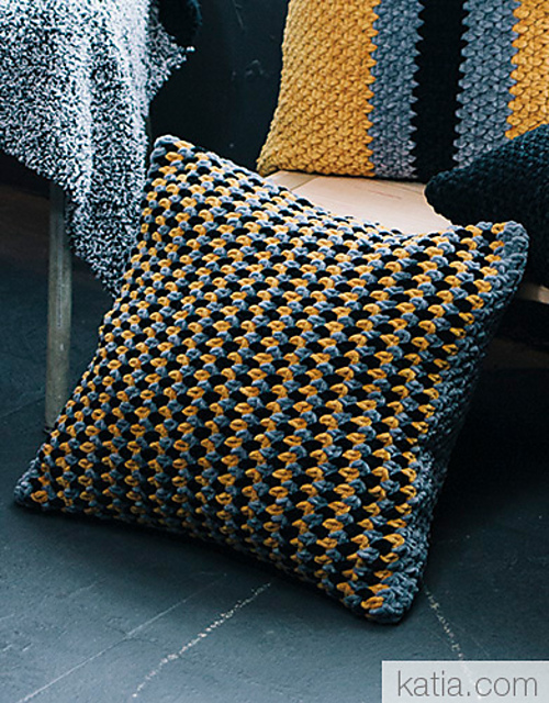06-41 Cushion