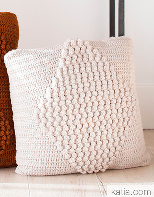 11-04 Cushion