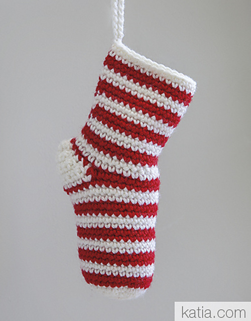 11-44e Christmas decorations