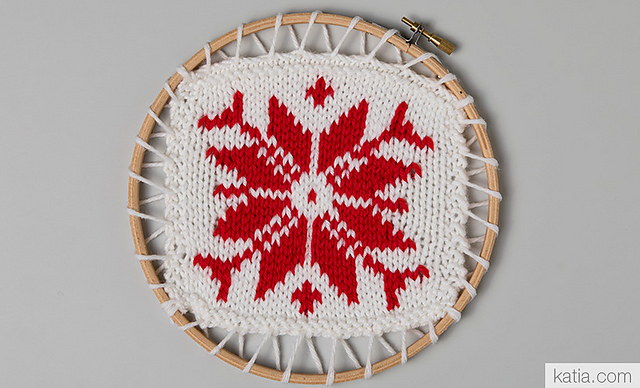 11-45d Christmas decorations