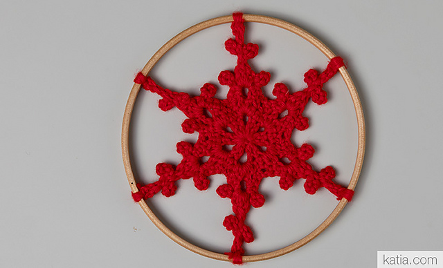 11-45j Christmas decorations