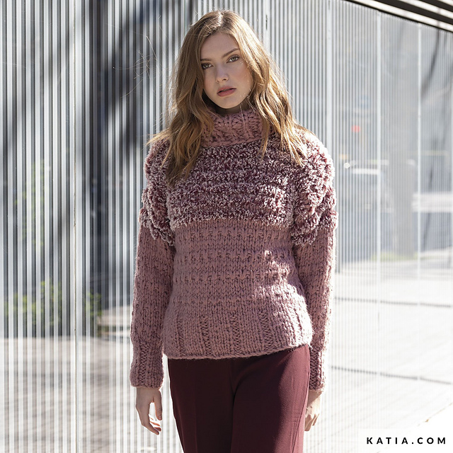 102-21 Sweater