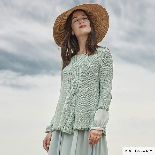 01-09 Sweater