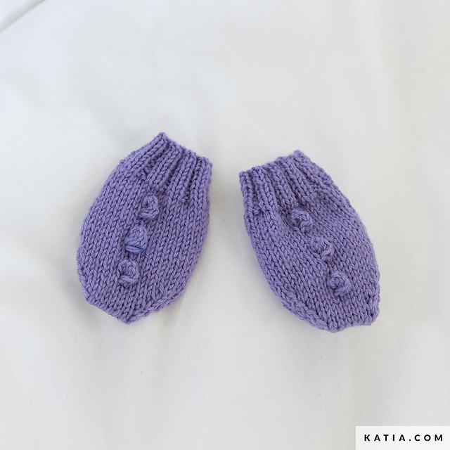 90-05 Baby Mittens