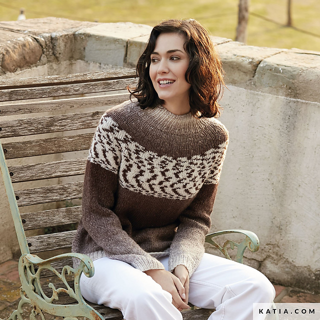 101-22 Sweater