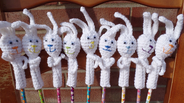 RABBIT Pencil Topper