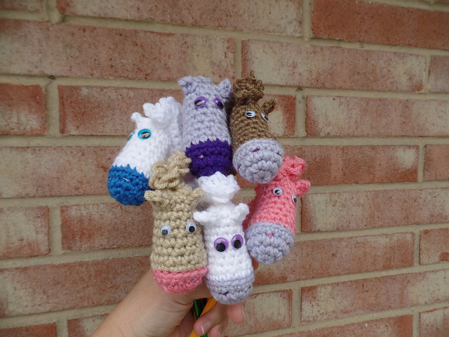 Horsey Pencil and Pen Cozy