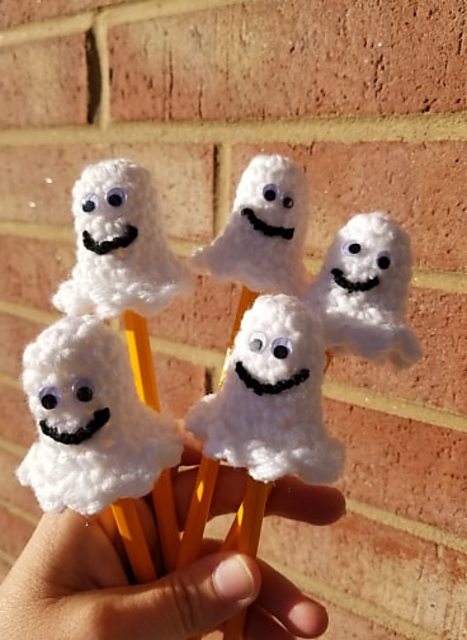 Little Ghost Pencil Cozy