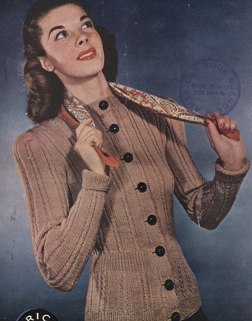 Lady's cardigan N2524