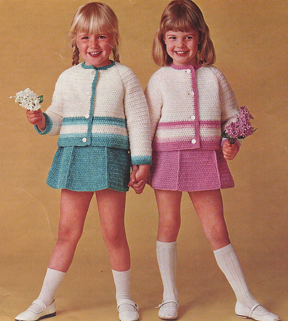 Girl's raglan suit