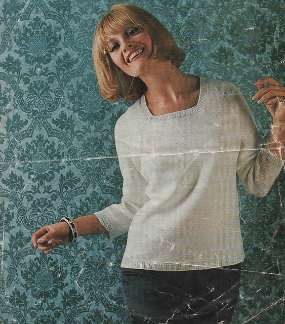 Raglan sweater