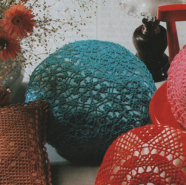 Kissing cousins: blue cushion C