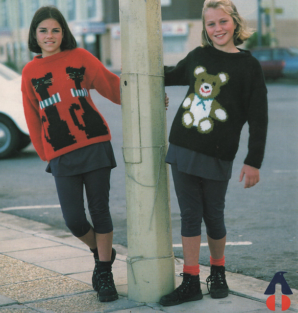 Animal pullovers: cat or bear