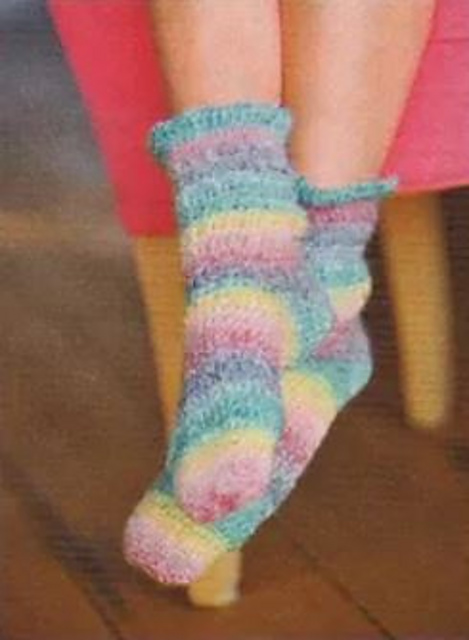 Ravelry: Patterned socks pattern by hachette