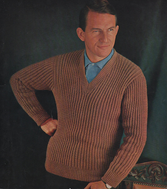 Long sleeved pullover