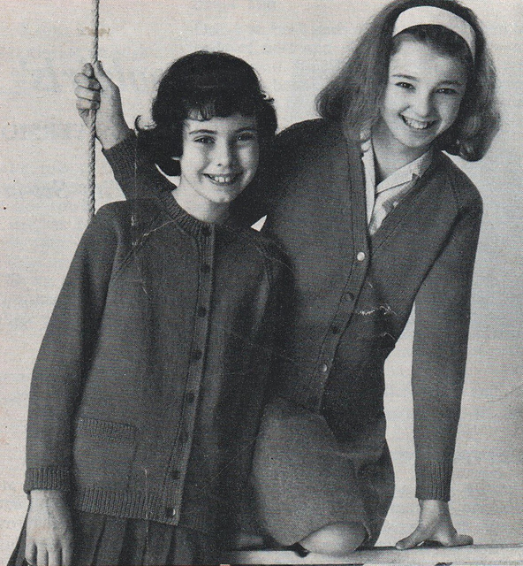 Schoolgirl's cardigan version 2