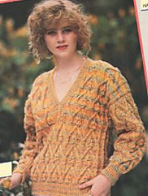 Bobble V neck sweater