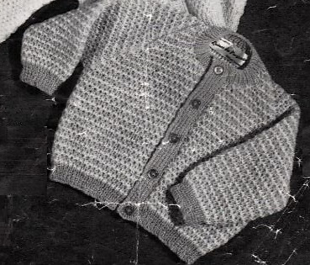Matinee jacket with round neck