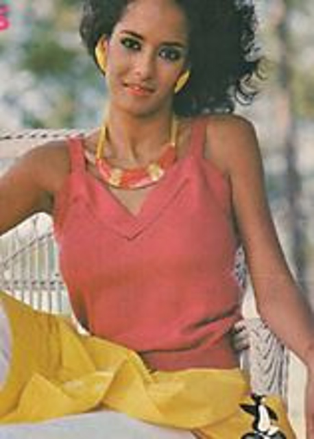 Pink v neck summer top