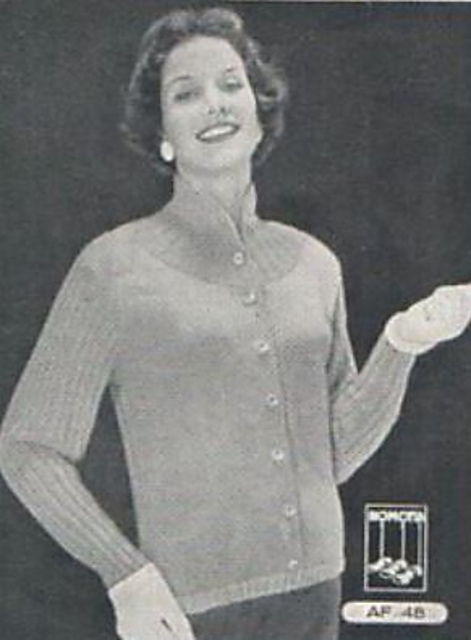 Fancy neck cardigan