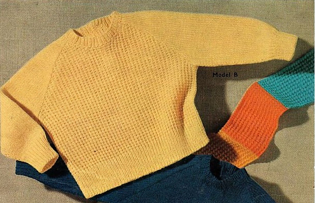 Patterned raglan sweater Model B