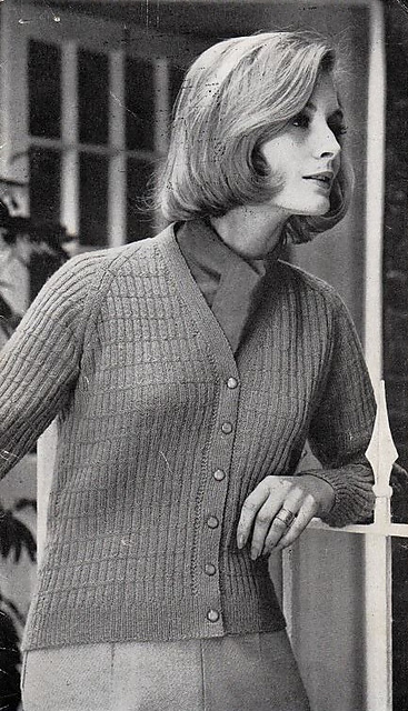 V front cardigan