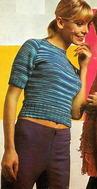 Feminine lines: Raglan sweater