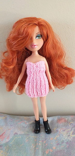 Bratz #126 Pink dress