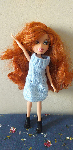 Bratz #125 Short blue dress