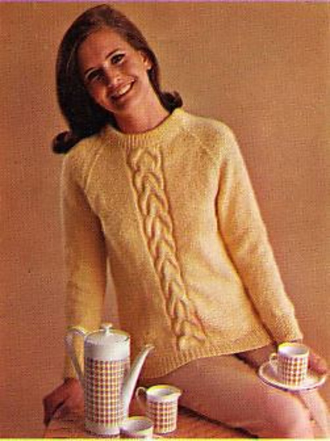 Classic Sweater with cable