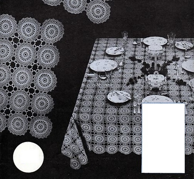 Tudor Rose motif: supper cloth & mats