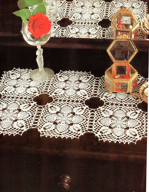 Table Runner #22