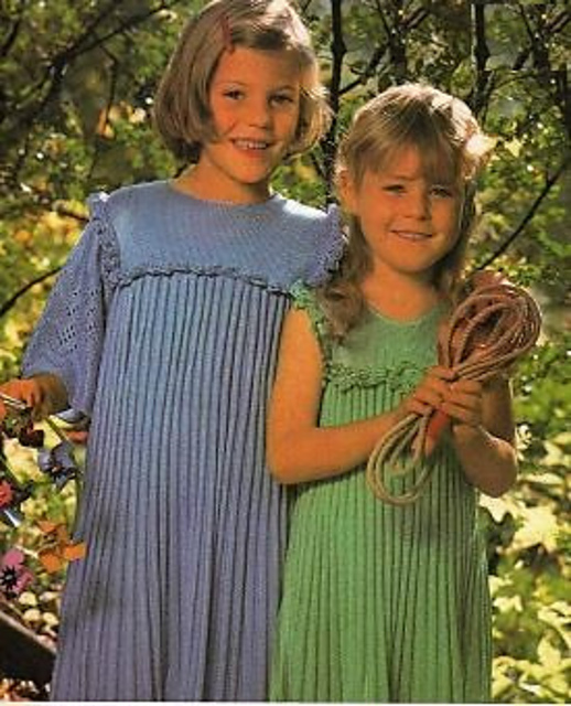 2578 Child's dress