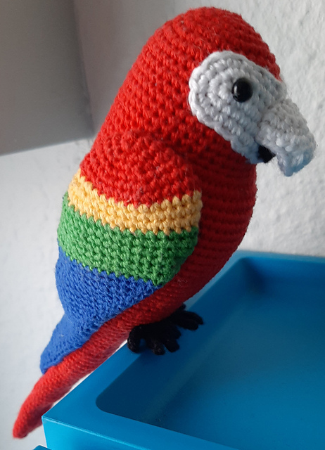 Pape the Parrot