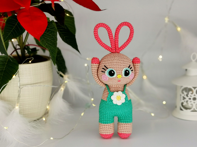 Baby Bunny Charlotte Amigurumi