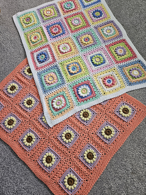 Daisy Doo Baby Blanket
